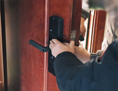濮阳24小时上门开锁公司